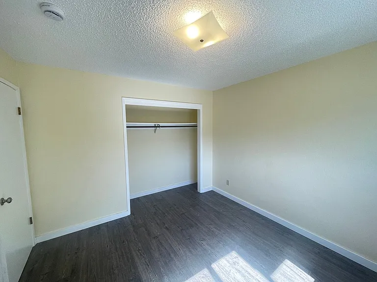 4590 Excelsior Rd — Photo 19