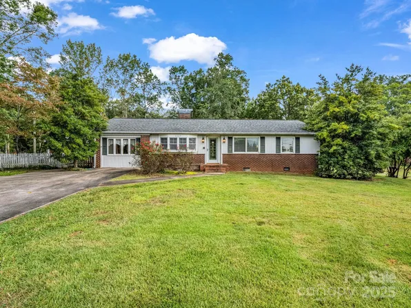 1227 Harris Henrietta Rd, Forest City, NC 28043