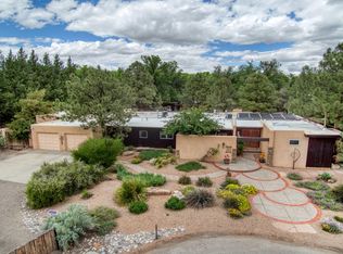 17 Applewood Ln NW, Los Ranchos De Albuquerque, NM 87107