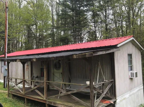 2241 Deer Run Rd, Mountain City, TN 37683