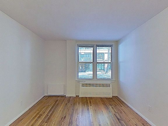 5th image of 270 W 25th St APT 1A