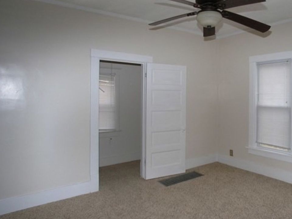1st image of 14 W Main St APT 1