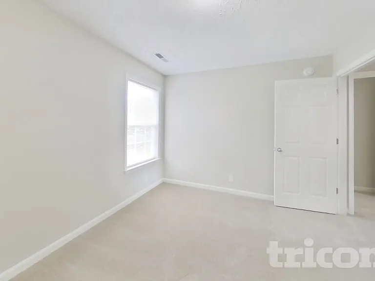 1256 Lasalle Dr — Photo 13