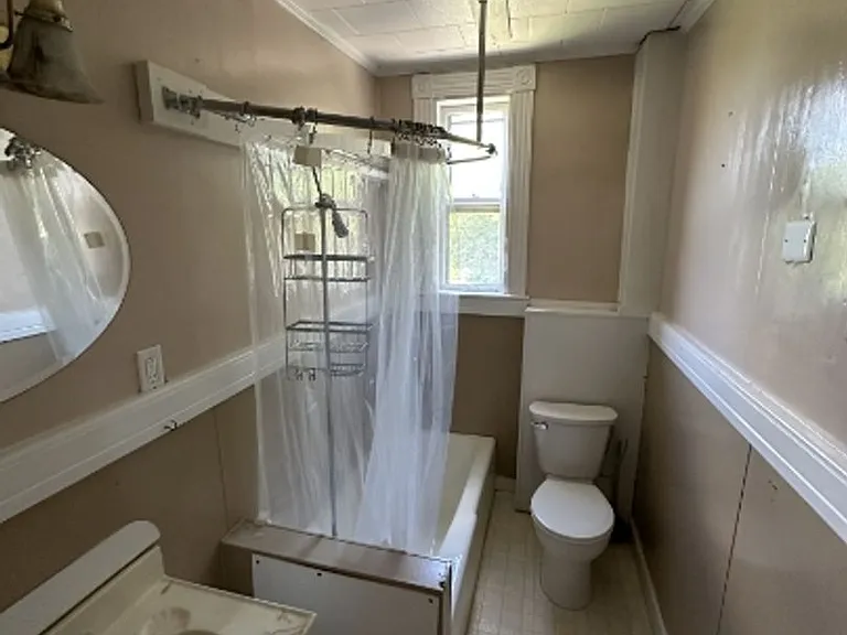440 Main St — Photo 1