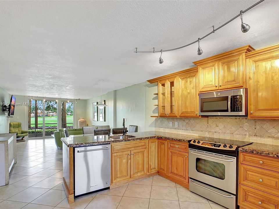 1st image of 250 Jacaranda Dr APT 109