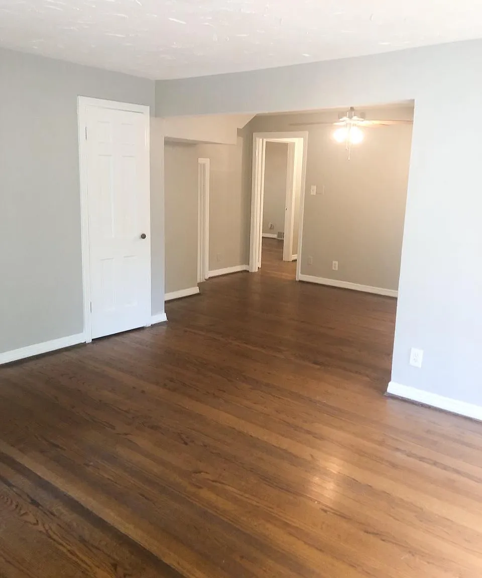 3 bed, 1400 sqft, $2,200 — Photo 2