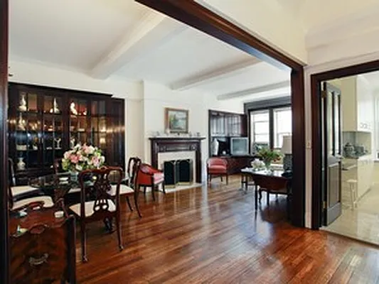 Sold by Corcoran | media 7
