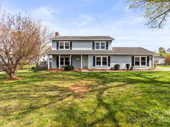 1448 Morrocroft Trl, Gastonia, NC 28054