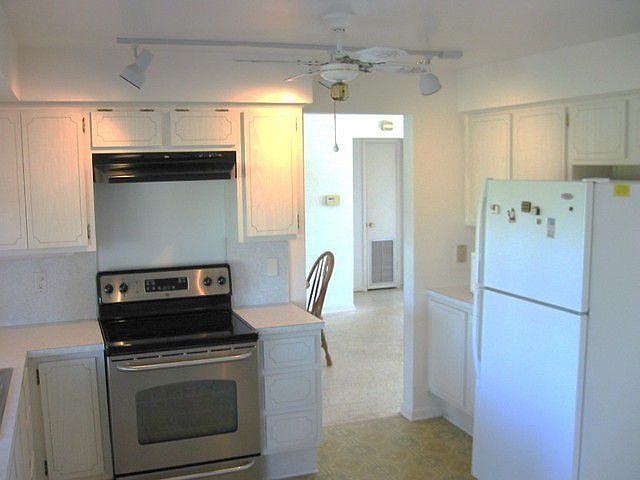 2nd image of 1307 SE 26th St