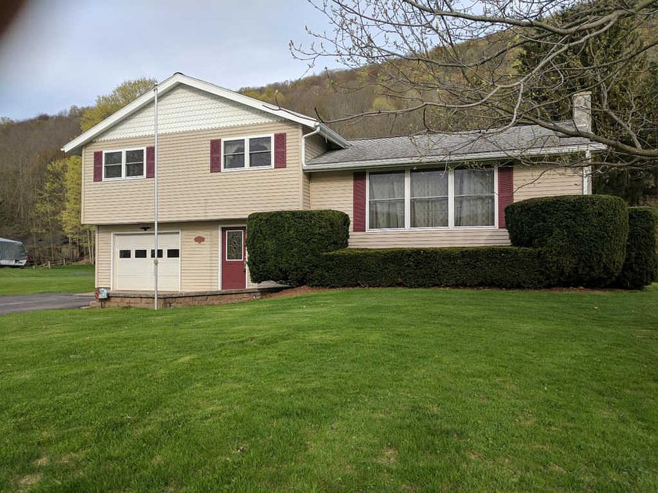 1st image of 134 Delside Dr