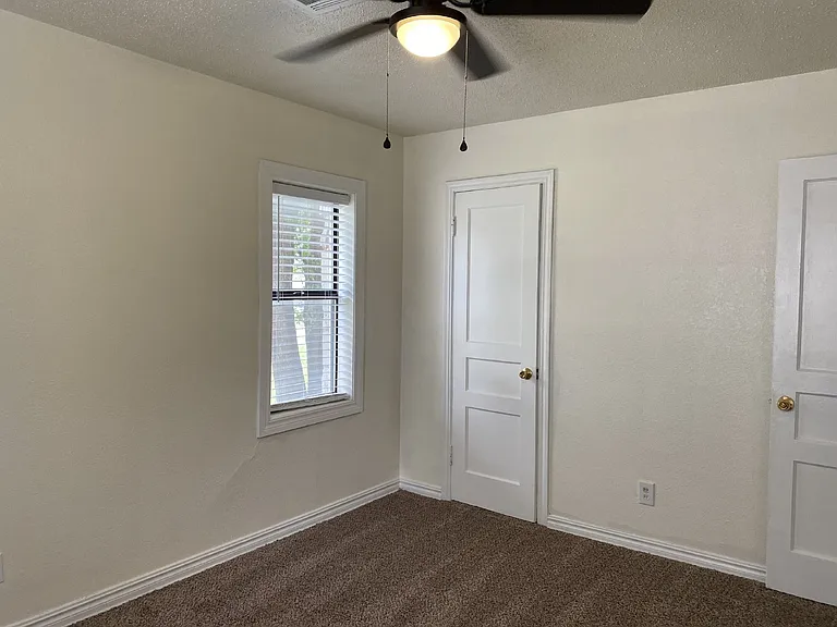 417 Babb Dr — Photo 15