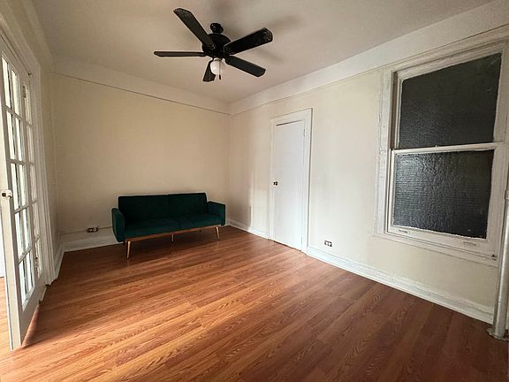 2nd image of 725 9th Ave APT 2B