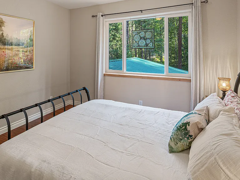 4274 Upper Pack River Rd — Photo 23