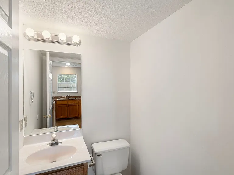4302-4304 Cheryl Ct. — Photo 16