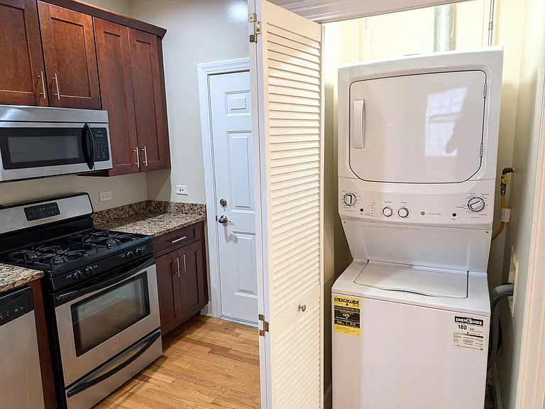 802 Brummel St #3 — Photo 6