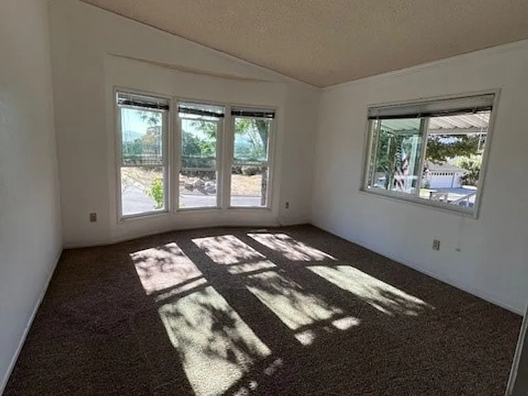 21276 White Pine Dr #38 — Photo 5