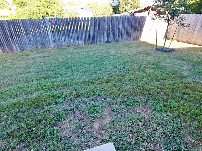 8810 Scarlett Pl — Photo 5
