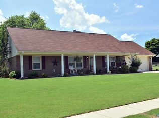 122 Wickstone Rd, Meridianville, AL 35759