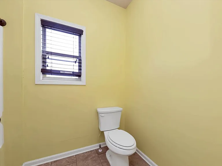 6059 Cove Park Dr — Photo 30