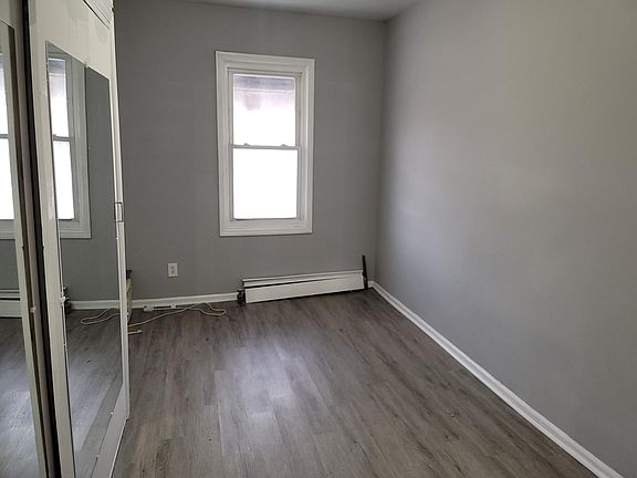 4th image of 11704 Rockaway Blvd #2