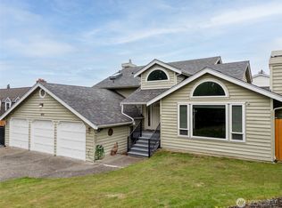 420 SW 185th Pl, Normandy Park, WA 98166