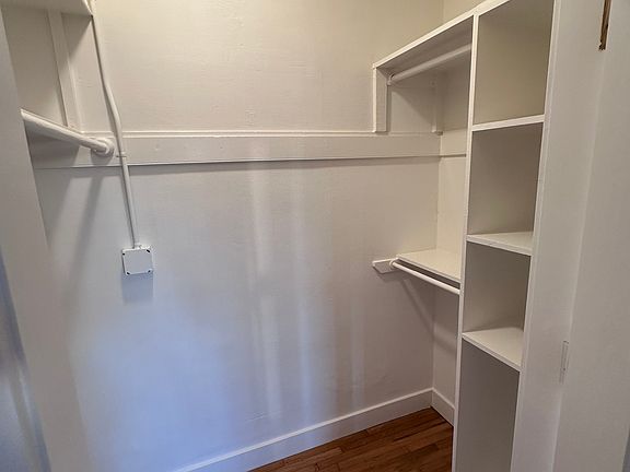 3rd image of 1620 Leavenworth St #9