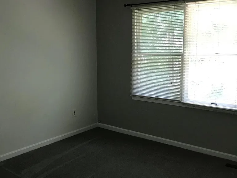 Mainsail Dr — Photo 20
