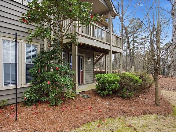 3rd image of 501 Country Park Dr SE