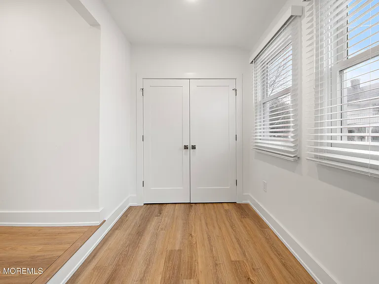 427 Hoyt St — Photo 24