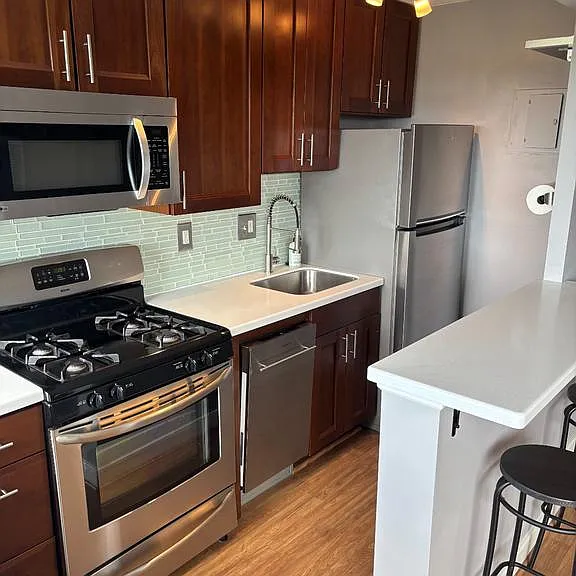 2500 N Van Dorn St #1517 — Photo 4