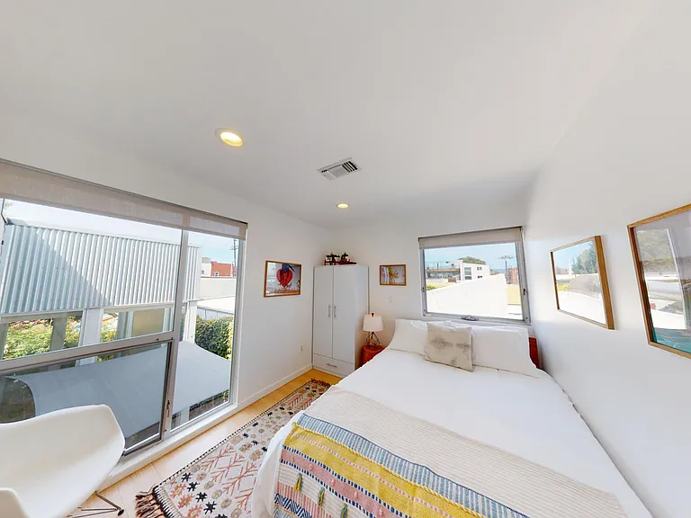 1410 Pacific Ave — Photo 44