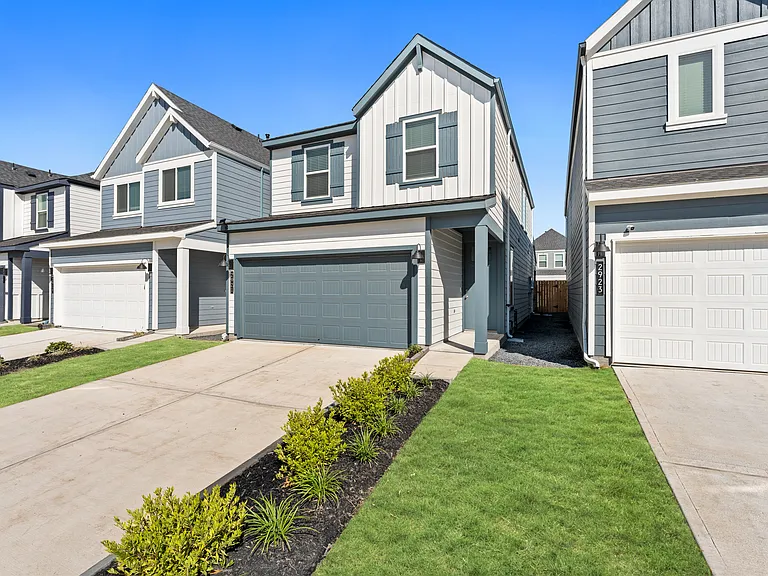 2921 Needham Garden Ln — Photo 2