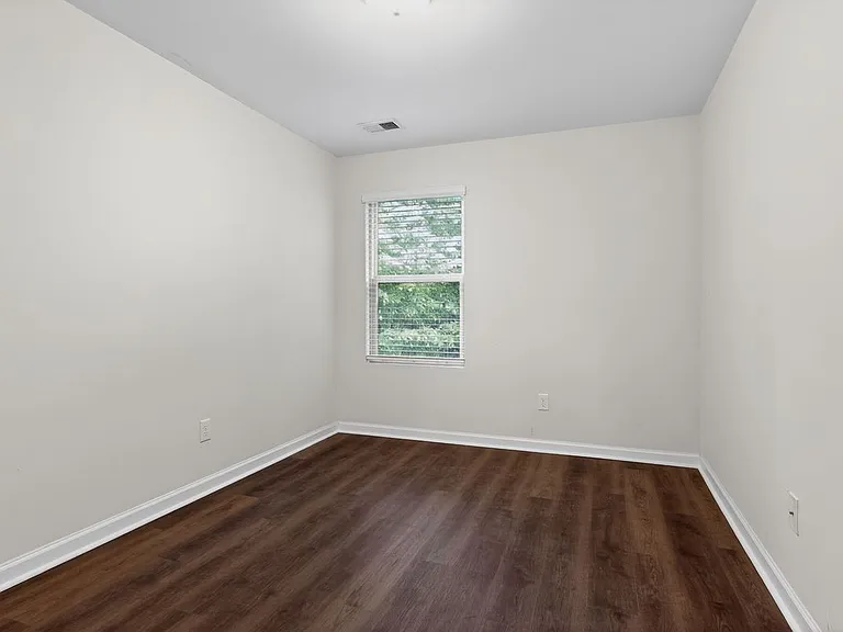 3122 Meadowstone Ln SW — Photo 12