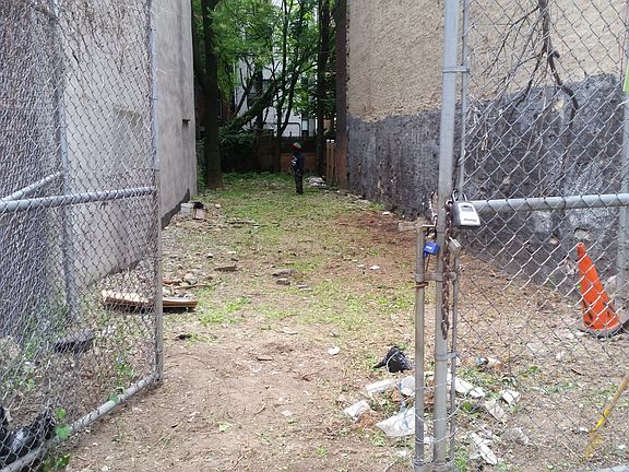 5th image of 116 W 127th St