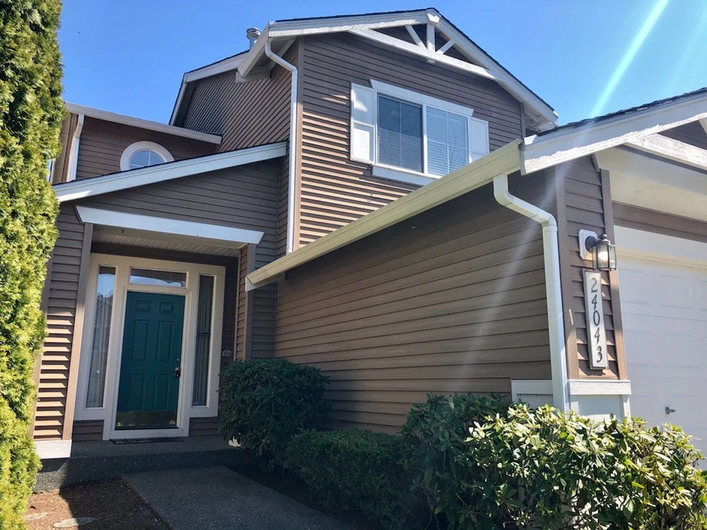 Large and Spacious Home in Renaissance Ridge! — Photo 2