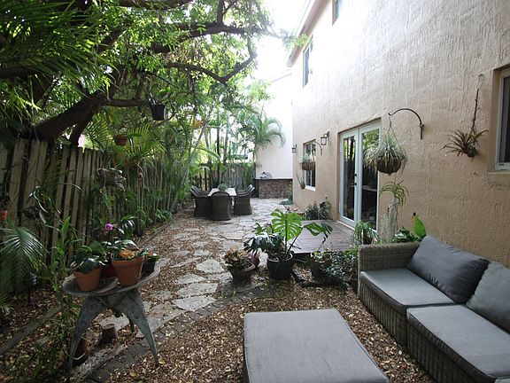 2nd image of 10790 NW 52nd St
