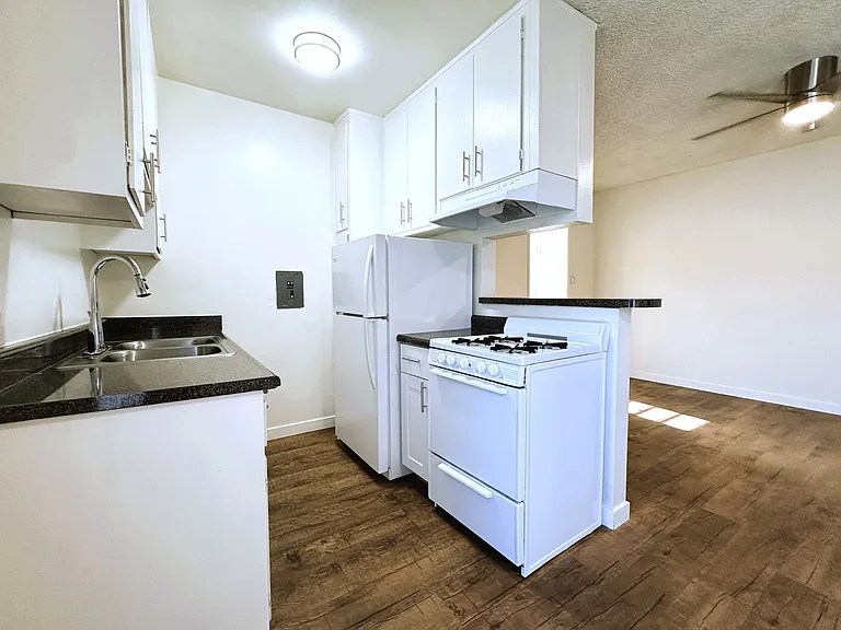 3439 Vinton Ave — Photo 6