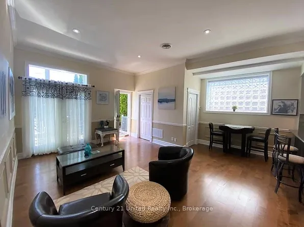 89 King St W #8B, Cobourg, ON K9A 2M4