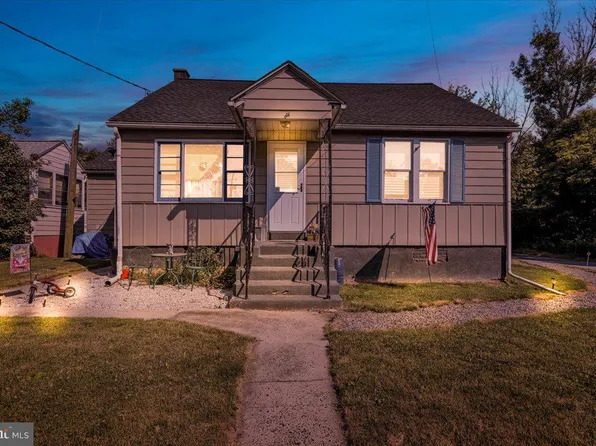1106 W Market St, Schuylkill Haven, PA 17972