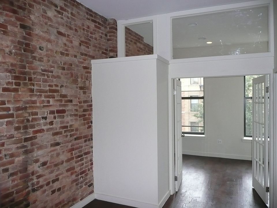1st image of 308 Tompkins Ave APT 3J
