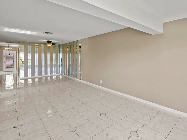 1421 NW 20th Ave #204 — Photo 12
