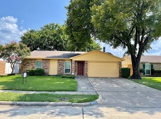 1309 Clark Trl, Grand Prairie, TX 75052
