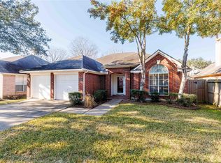 1407 Almond Brook Ln, Houston, TX 77062
