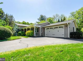4510 Rhett Ln, Fairfax, VA 22030