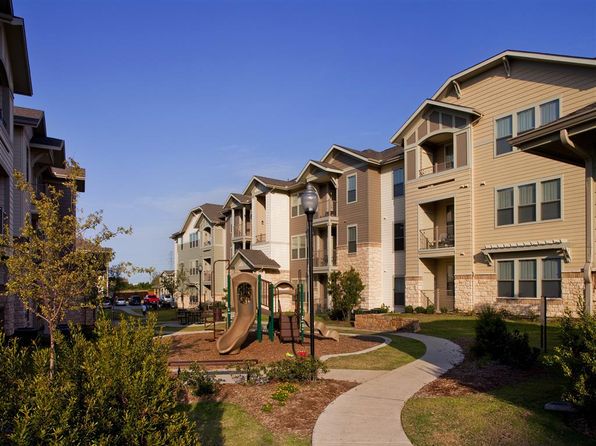 1021 Oak Grove Rd #2174780