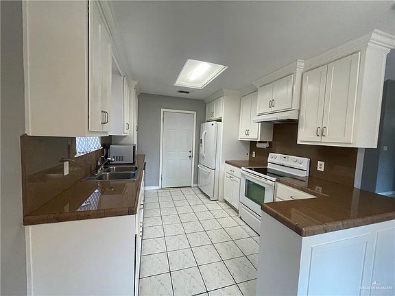 5th image of 1512 W Cherry Blossom Cir