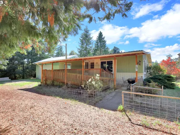 31145 Kenady Ln, Cottage Grove, OR 97424