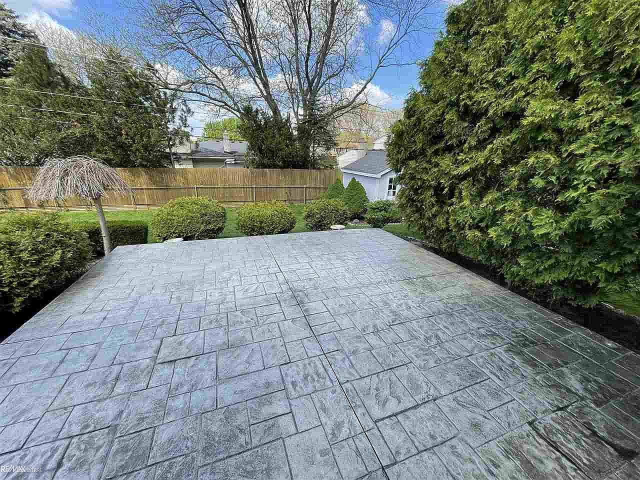 38127 Rockhill Rd, photo 30