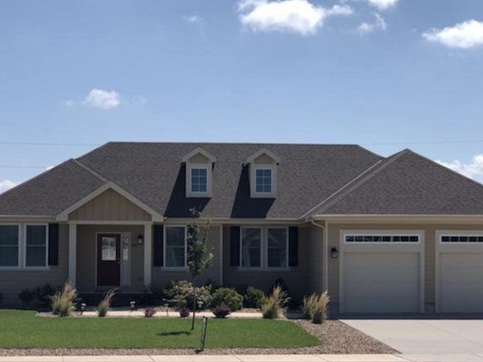 1st image of 4416 Larned Cir