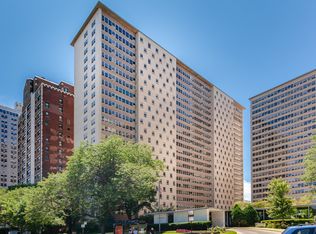 3950 N Lake Shore Dr #00, Chicago, IL 60613
